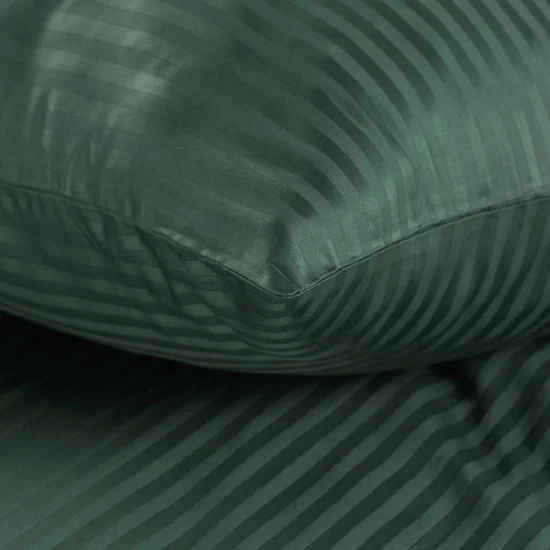 Premium prugasta posteljina za apartmane od pamučnog satena 160x200