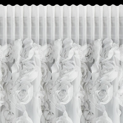 Bijela šifonska zavjesa ukrašena trodimenzionalnim ružama, 350x270 cm, traka - DIANA