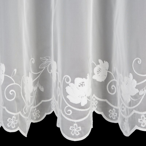 Kratka bijela zavjesa od fine mreže ukrašena suptilnim vezom, 350x70 cm - LETI