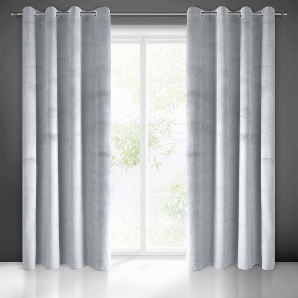 Gotova zavjesa od glat baršuna 140x250 težine 215 g/m2 Pierre