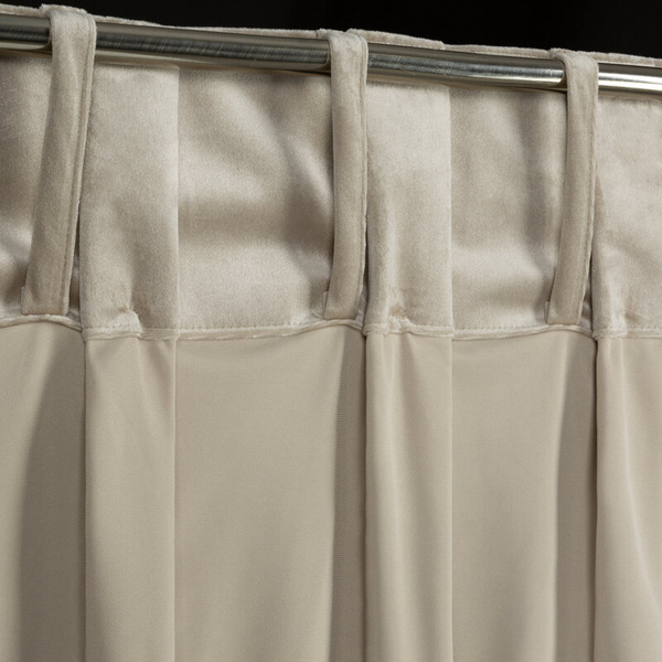 Baršunasta zavjesa ukrašena dubokim naborima i gumbima 85x250 cm (dimenzije zavjese dane nakon sklapanja) zavjesa s tregerima - ALITA