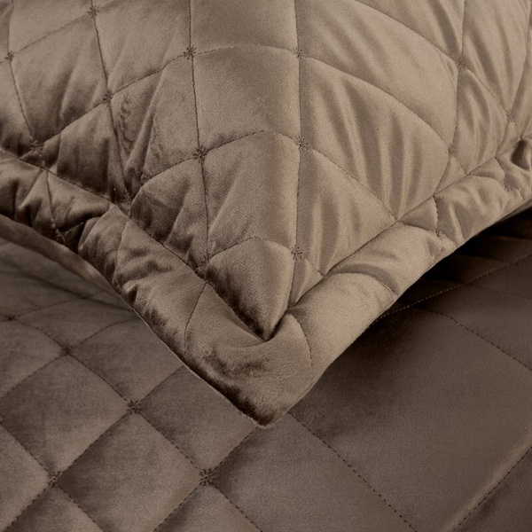 Baršunasti prekrivač za krevet 200x220 cm s geometrijskim šavovima RIA 6