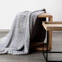 Deka vrlo mekana i ugodna na dodir s reljefnim 3D uzorkom 70x160 Cindy 6