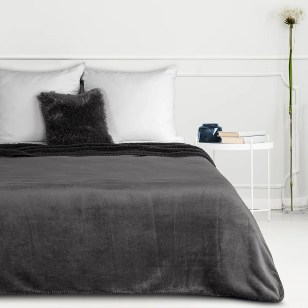 Dvostrana dekica izrađena od čarobno mekane bukle i nježnog flisa 150x200 Tedy