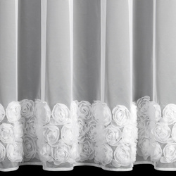 Bijela mrežasta zavjesa ukrašena 3D aplikacijom ruže, 350x160 cm, krugovi- ROSES4 - Eva Minge