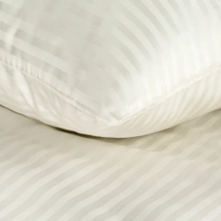 Premium krem prugasta posteljina za apartmane od pamučnog satena 140x200