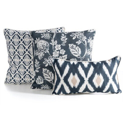 Pamučna jastučnica s dodatkom lana ukrašena biljnim printom LEN