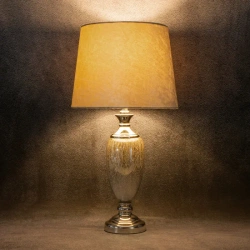Srebrna stolna lampa na staklenoj bazi sa sjajnim baršunastim abažurom 27x25x64 cm ROSA 01 