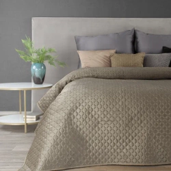 Baršunasti prekrivač 170x210 prošiven u geometrijskom uzorku metodom vrućeg prešanja Dimon