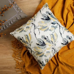 Jastučnica od mekog baršuna ukrašena printom listova kestena Melisa