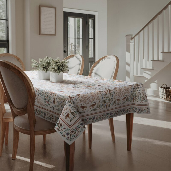 Goblen stolnjak 140x220 ukrašen cvjetnim motivom