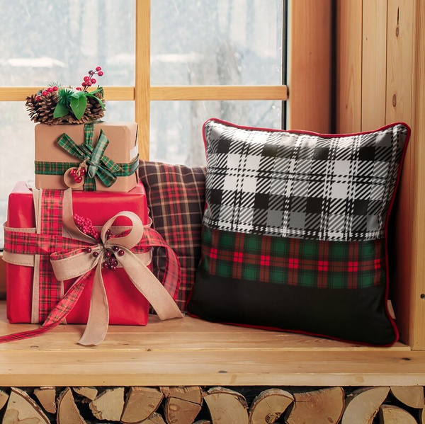 Jastučnica 45x45 cm baršunasta, crna i crvena s kariranim uzorkom Santa