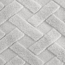 Flano deka 150x200 ukrašena reljefnim uzorkom CARO