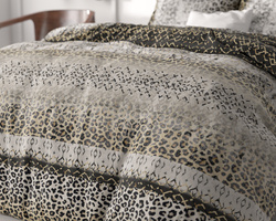 Set posteljine 140x200/220 od mikrovlakana sa čistim printom, nije potrebno glačanje