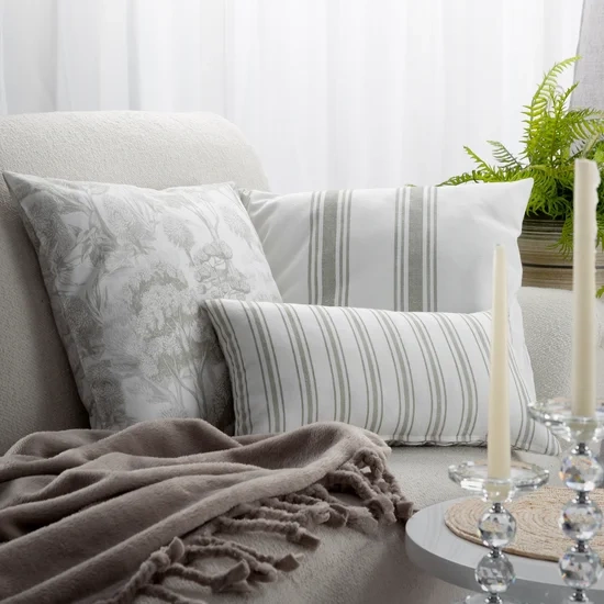 Pamučna jastučnica s dodatkom lana, ukrašena suptilnim printom pruga LEN 23