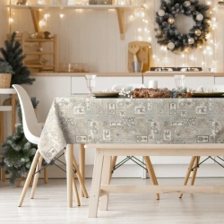 Božićni stolnjak od jacquard tkanine s patchwork motivom protkane srebrnom niti 135x180 Noel