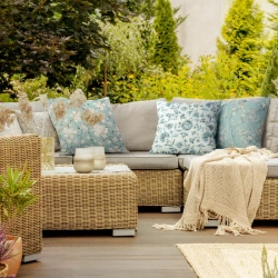 Jastučnica ukrašena cvjetnim printom 45x45 Flore 1