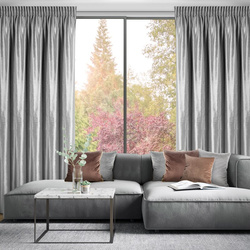 Srebrna zavjesa od sjajnog baršuna 140x270 cm traka - CAMERON