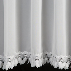 Kratka bijela šifonska zavjesa ukrašena aplikacijom, 400x160 cm- LORETA