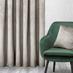 Gotova zavjesa od glat baršuna 140x250 težine 215 g/m2 Pierre