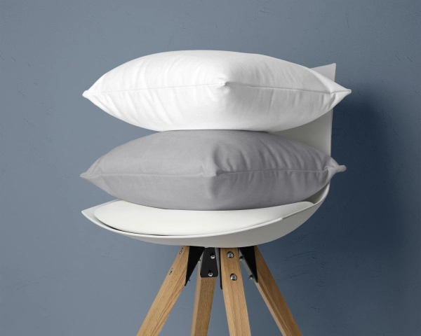 Set od dvije bijele flanelske jastučnice 60x70