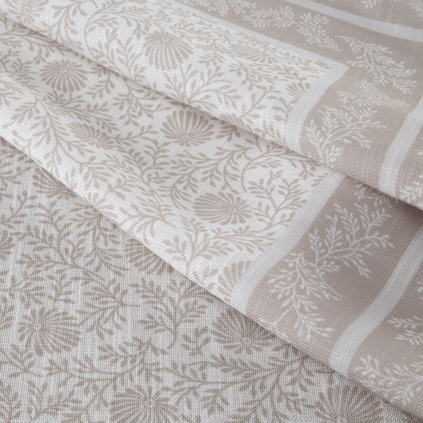 Bež stolnjak 140x240 ukrašen printom nježnih grančica Summer 10