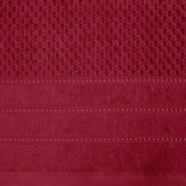 Pahuljasti ručnik 30x50 cm s reljefnom kariranom teksturom i baršunastim rubom, 500 g/m2 Adore