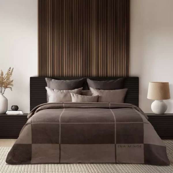 Pamučno-akrilna topla deka 220x240 cm s geometrijskim printom ELEGANTE Eva Minge