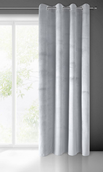 Gotova zavjesa od glat baršuna 140x250 težine 215 g/m2 Pierre
