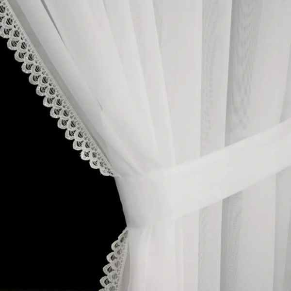 Bijela zavjesa 400x250 cm s ukrasnom čipkom i vezicom - CAROLINE