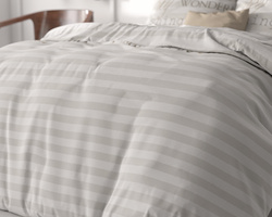 Set posteljine 140x200/220 od mikrovlakana sa čistim printom, nije potrebno glačanje