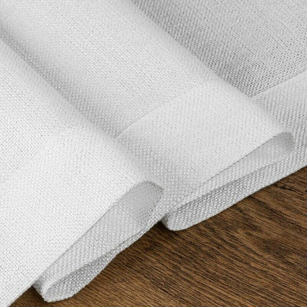 Stolnjak 145x350 s lanenim tkanjem i sjajnim koncem, završen dvostrukom trakom na rubovima BIANCA 2