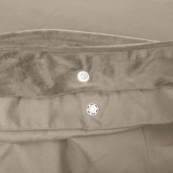 Baršunasta posteljina 240x220, mekana i topla Velvet Piping