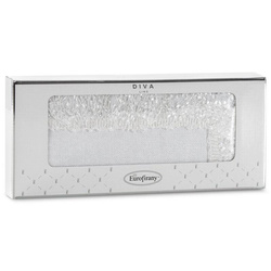 Stolnjak 85x85 ukrašen trakom s resama Tina