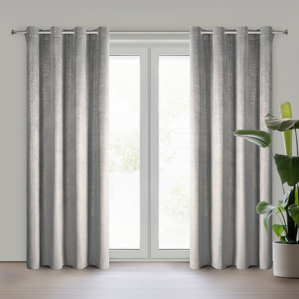 Baršunasta zavjesa ukrašena sjajnim printom, 135x250 cm, zlatne rupice - BETHY