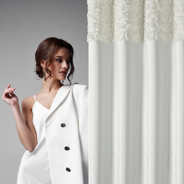 Baršunasta zavjesa ukrašena 3D aplikacijom ruže 140x270 cm- ROSES 13 Eva Minge