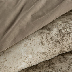 Posteljina 140x200 cm od pamučnog satena s cvjetnim uzorkom SPRING