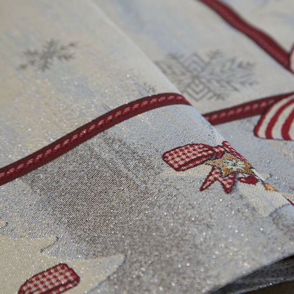 Božićni tapiserijski stolnjak 100x100 cm ukrašen božićnim motivom