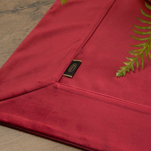 Stolnjak od glatkog baršuna s ukrasnom trakom 145x220 Velvet