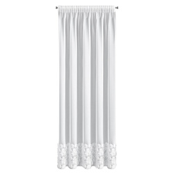 Bijela mrežasta zavjesa ukrašena 3D aplikacijom ruže, 140x270 cm - traka ROSES3 - Eva Minge