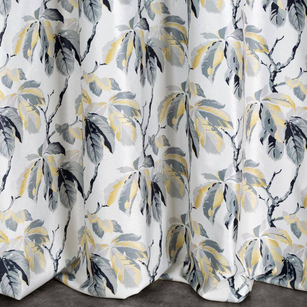 Zavjesa od mekog baršuna ukrašena printom listova kestena 140x250 Melisa