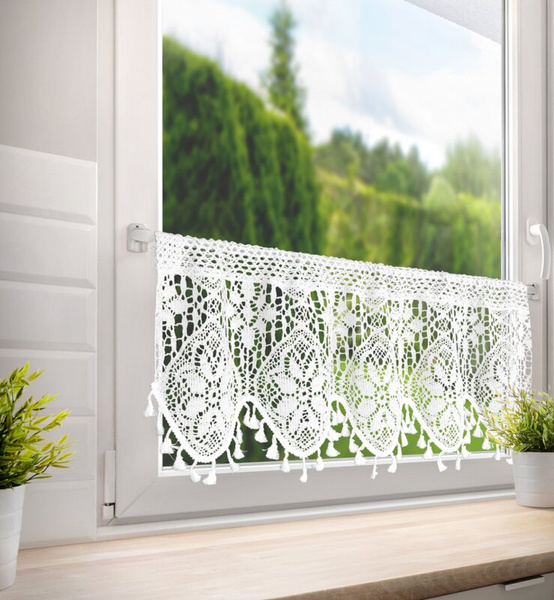 Ažurirana zavjesa za kuhinju 150x30 u boho stilu ukrašena suptilnim resama Moly
