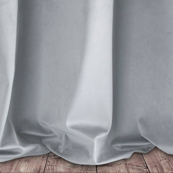 Gotova zavjesa od glat baršuna 140x250 težine 215 g/m2 Pierre