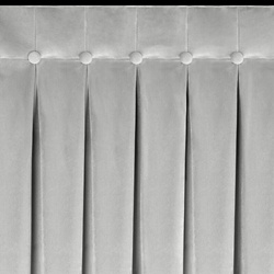 Baršunasta zavjesa ukrašena dubokim naborima i gumbima 85x250 cm (dimenzije zavjese dane nakon sklapanja) zavjesa s tregerima - ALITA