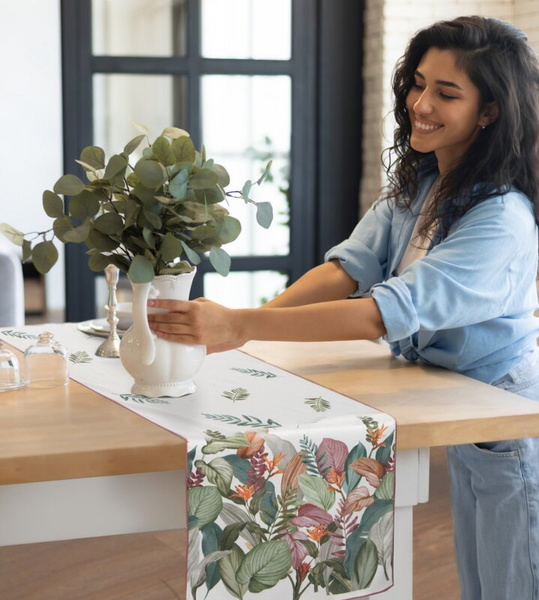 Stolnjak, salveta, 85x85  s otisnutim botaničkim motivom Ines 2 s dodatkom lana