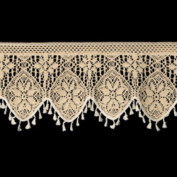 Kuhinjska zavjesa u boho stilu ukrašena suptilnim resama 150x30 cm MOLY tunel