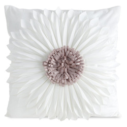 Baršunasta jastučnica 45x45 cm ukrašena velikim 3D cvijetom FLORES 3