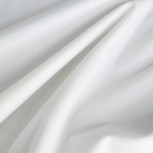 Gotova zavjesa od glat baršuna 140x250 težine 215 g/m2 Pierre