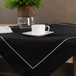 Crni stolnjak s nježnim srebrnim obrubom 85x85 Madele