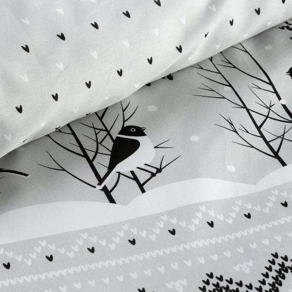 Božićni set posteljine 160x200 cm od pamučnog satena, bijele boje, ukrašen suptilnim printom TASHA